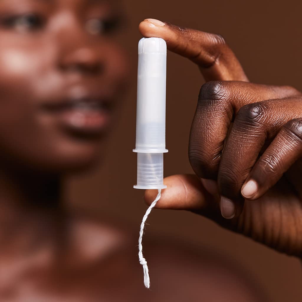 Cora Organic Applicator Tampons | Light Absorbency | 100% Cotton Core, Unscented, BPA-Free Compact