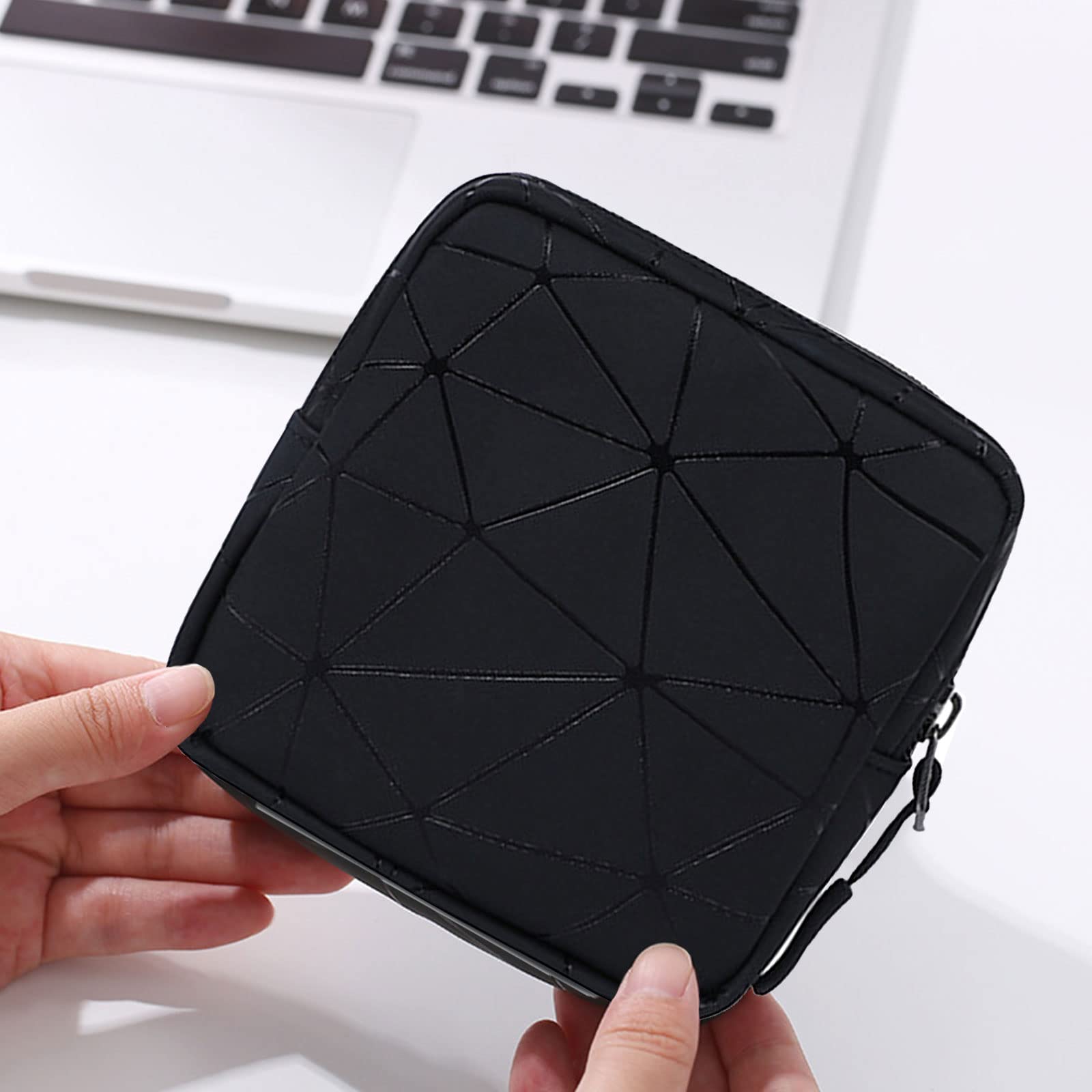 CCLEOOCOO Sanitary Napkin Storage Bag,Leather Waterproof Feminine First Period Bag with Zipper