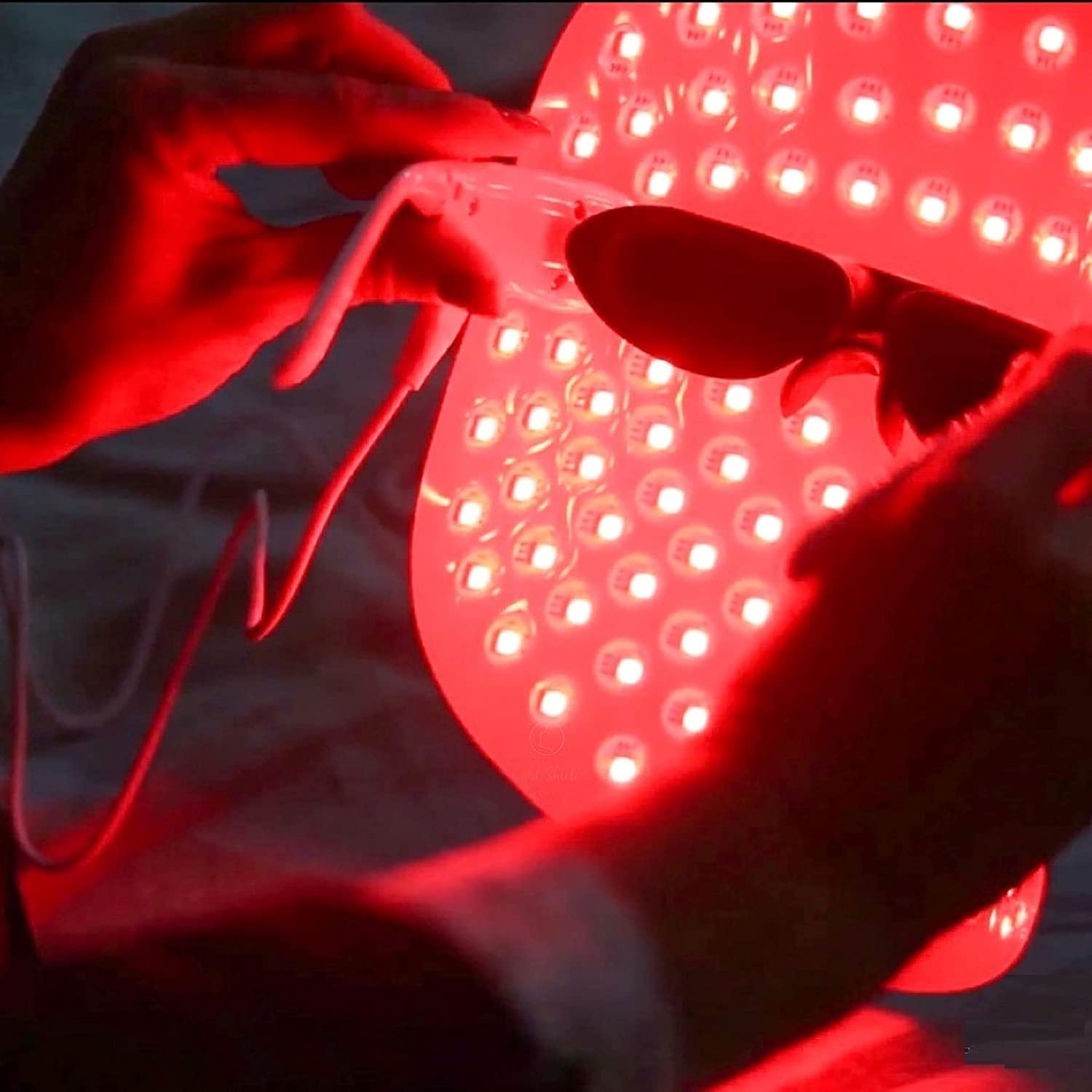 Lyte Wireless LED Light Therapy Mask Red Blue Amber 3 Color Light Weight| Includes Power