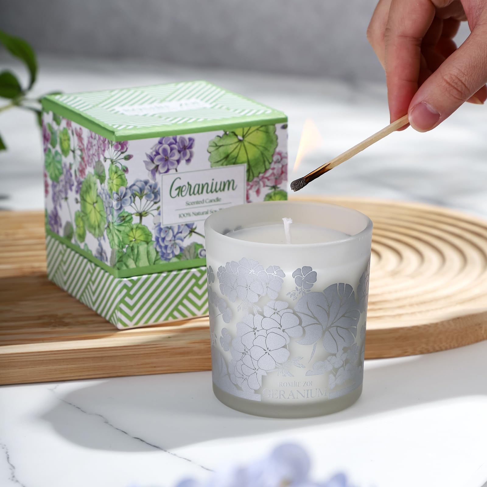 ROMIIE ZOI Scented Candle - Geranium - 6oz Aromatherapy Soy Wax Jar Candle for Home, Gifts for Women
