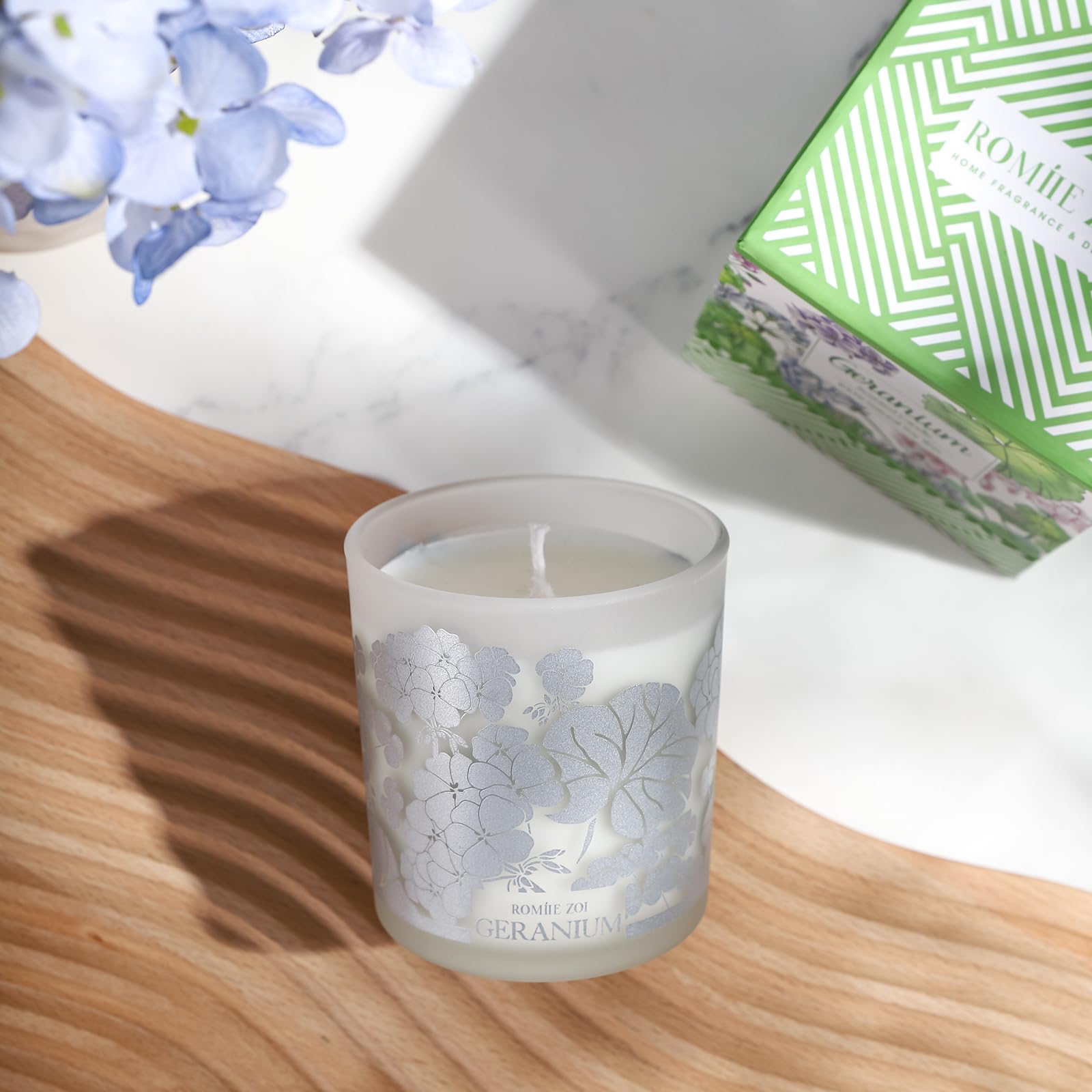 ROMIIE ZOI Scented Candle - Geranium - 6oz Aromatherapy Soy Wax Jar Candle for Home, Gifts for Women