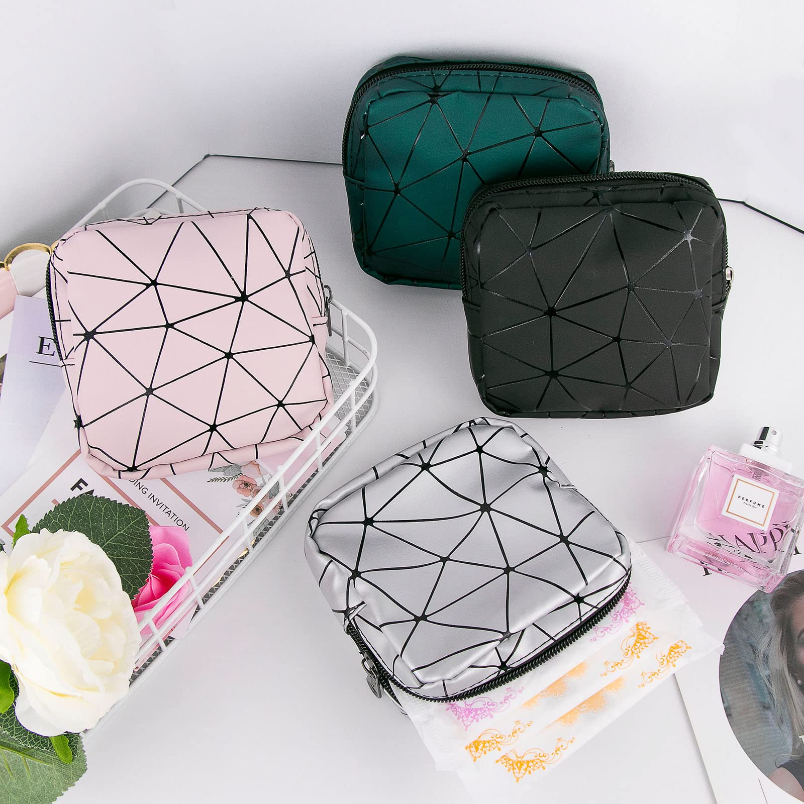 Sanitary Napkin Storage Bags 4PCS Menstrual Cup Pouches Nursing Pad Holder Tampon Bags