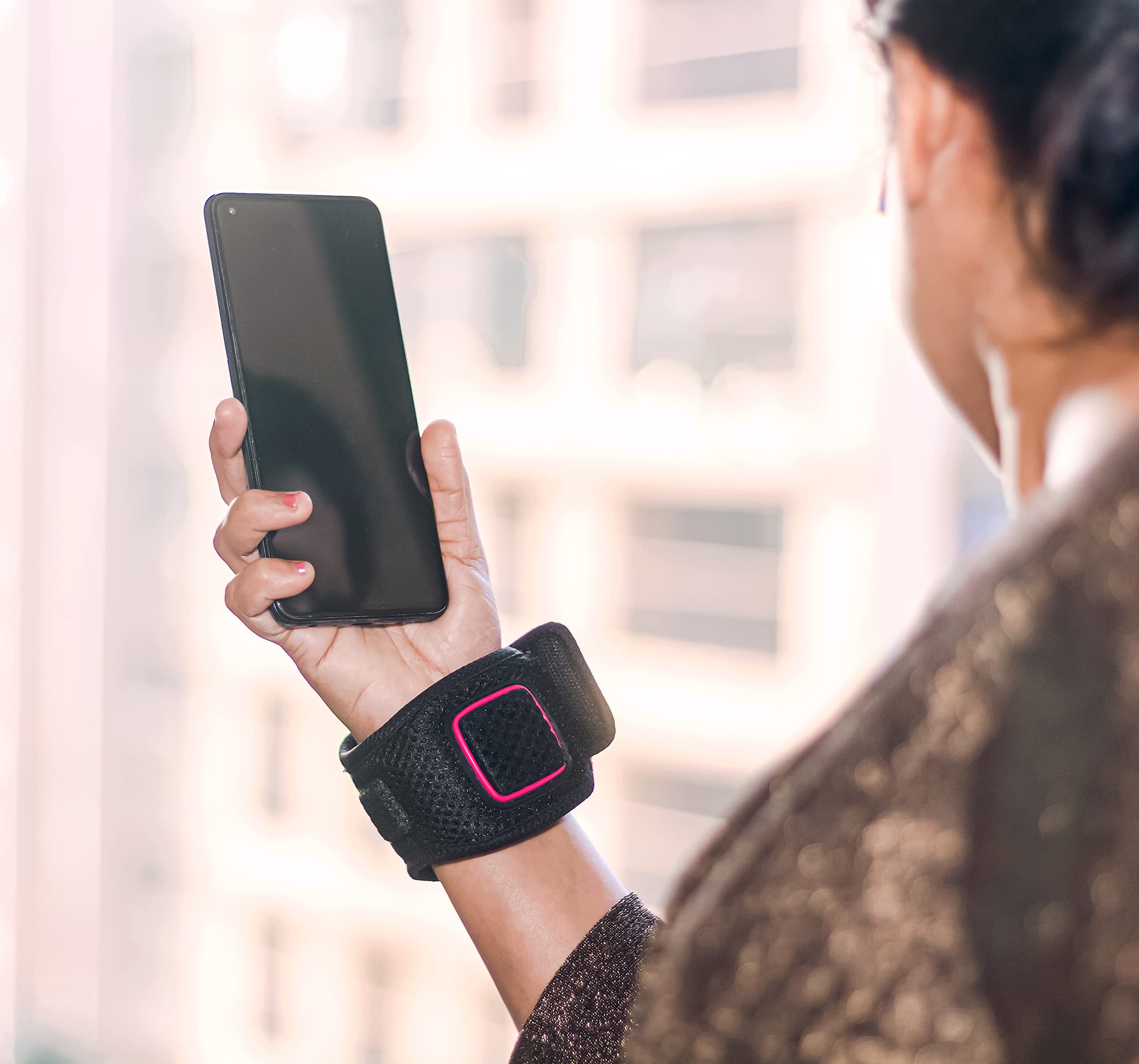 KÜLKUF Cooling Wristband with Instant Relief from Hot Flashes, Menopause Bracelet